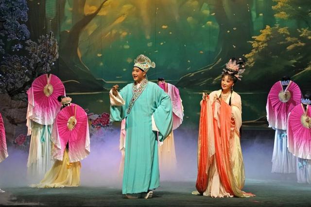 曾演了4700余场《芙蓉花仙》亮相四川省第二届川剧汇演开幕式