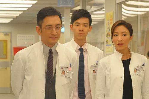 师奶杀手吴启华:既能演奸诈又能演儒雅,还曾被骗去拍风月片