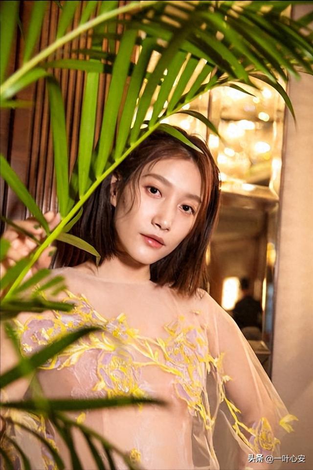 低调星二代啜妮，人不红演技却超牛