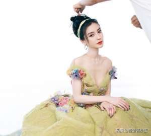 杨颖的电视剧(杨颖今年拍摄5部电视剧，集齐各种题材，堪称“劳模”)