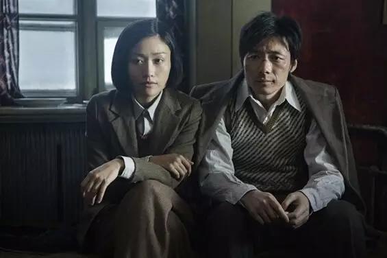 王凯吻戏多到要赶超胡歌了，靳东、祖峰、杨烁组团花式“撩妹”