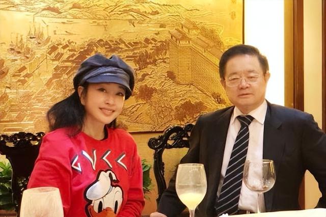 刘晓庆曝财产被保镖偷走,遭家人背刺失去所有,至今身陷5个官司