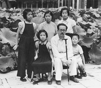 任弼时和陈琮英,从包办婚姻到红色伉俪,生育9儿女只留下4人