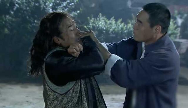 重温《打狗棍》:才发现死了三个老婆的那图鲁,可是真正的狠角色