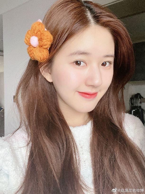 优质头像背景图——赵露思