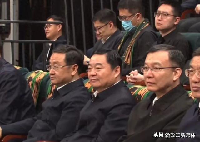 “向大家拜个早年”！春节前，省委书记赴现场看比赛