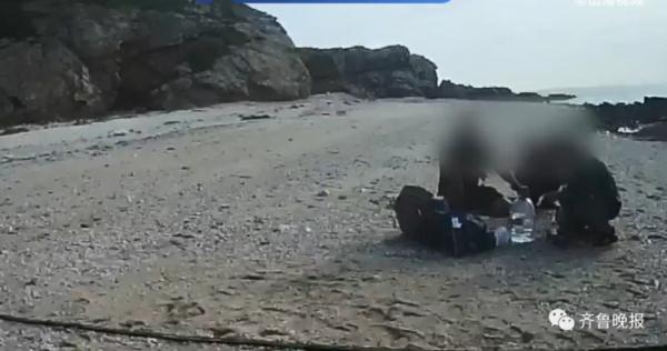 13岁叛逆女孩被困山东荒岛，求生两天崩溃求救！父母无奈，网友吵翻……