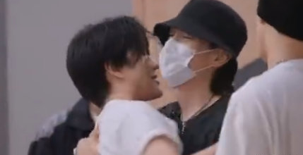 李承铉戚薇二胎得子 儿女双全幸福美满