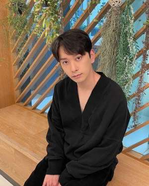 2pm(2PM灿盛未婚妻曝光女方是「40岁高龄产妇」 8岁姐弟恋稳交5年)