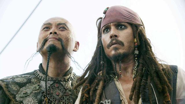 同为“香港之子”却终生无合作,这38年,成龙和周润发活得可真累