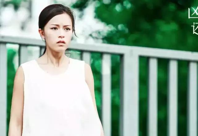 貌美身材正、AB同门“香港第一代嫩模”文咏珊为啥还没红？