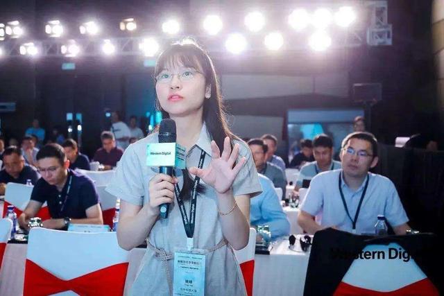 湖南女孩刚毕业就被华为选中,年薪高达156万,她究竟有何本事