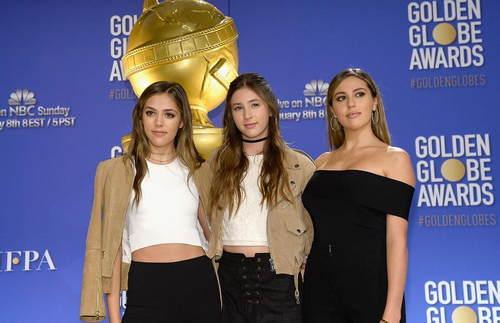 基因逆天！史泰龙三个女儿齐亮相腿美颜值高