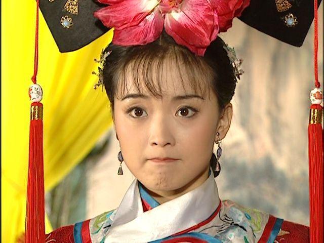 明明是同一个演员,可在续集里像换了张脸,令妃颜值前后变化好大