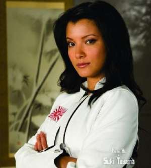 西瓦女士(「游戏内外」打过金刚狼，老公是蝎子王，红警3富山杉演员介绍)