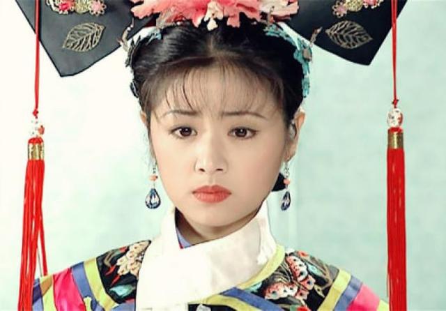 明明是同一个演员,可在续集里像换了张脸,令妃颜值前后变化好大