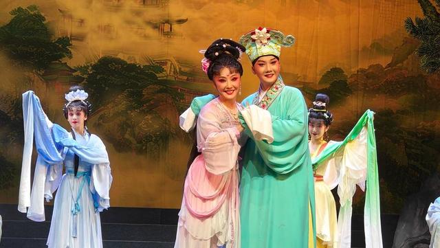 曾演了4700余场《芙蓉花仙》亮相四川省第二届川剧汇演开幕式