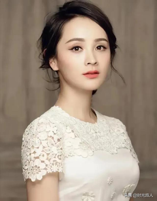 邓莎—每图分享