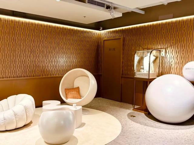 日本珠宝品牌MIKIMOTO御木本“全球首家咖啡店”登陆张园