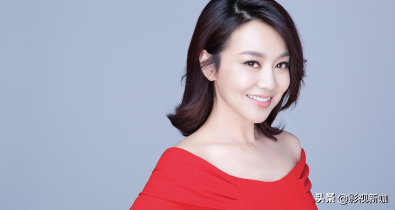 明星吻戏怎么拍的？花絮胜过正剧，唐嫣笑晕、闫妮一脸嫌弃