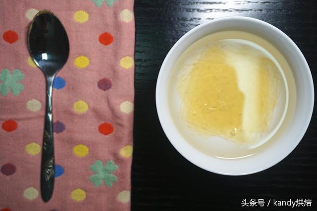 kandy烘焙│让你无力抗拒的甜品——水果慕斯蛋糕
