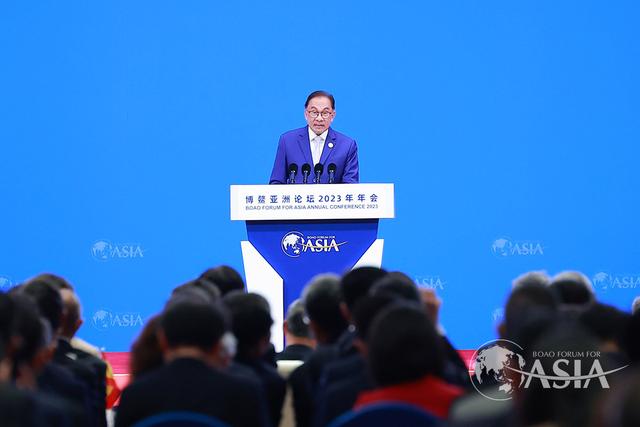 观察|大谈亚洲与思想,安瓦尔欲领马来西亚“重返”国际