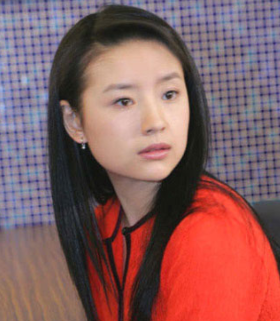 “丑男”王大治的毁灭史,他跟董洁的事远比你想得更恶劣