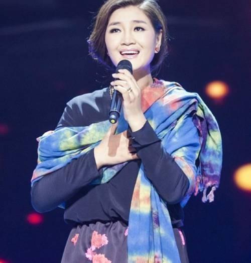 降央卓玛:母亲去世早,婚后连生三胎,婆婆把我当亲女儿疼爱