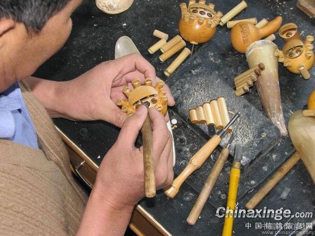 鸽子背上的风情——鸽哨