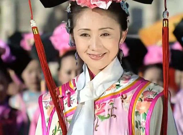 明明是同一个演员,可在续集里像换了张脸,令妃颜值前后变化好大