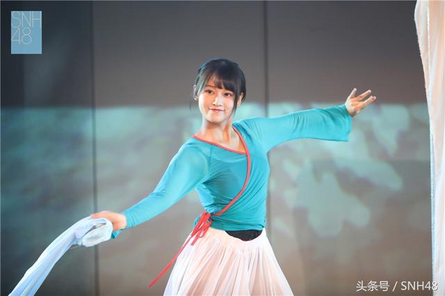 SNH48吕一生日特别公演回顾：追梦之“吕” 一往无前