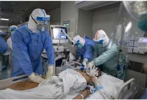 无力挣扎(无力的呼吸：1亿人的挣扎与救赎)