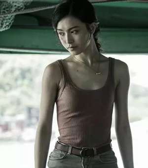 临终囧事(貌美身材正、AB同门“香港第一代嫩模”文咏珊为啥还没红?)