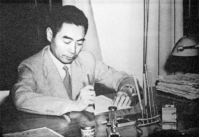 老电影《兵临城下》:《甲午风云》原班人马上阵,却被雪藏14年