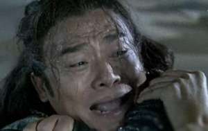 打狗棍大结局(重温《打狗棍》：才发现死了三个老婆的那图鲁，可是真正的狠角色)