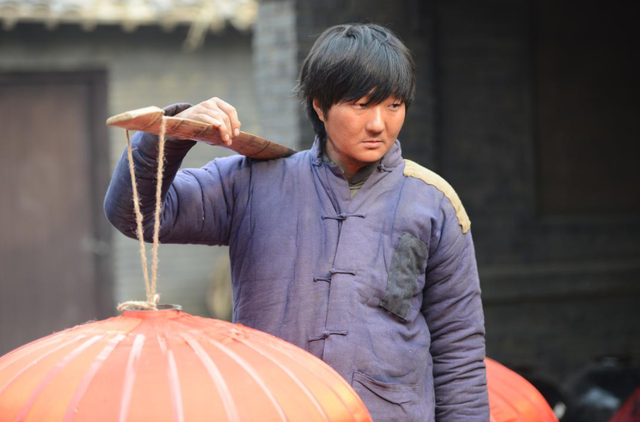 “丑男”王大治的毁灭史,他跟董洁的事远比你想得更恶劣