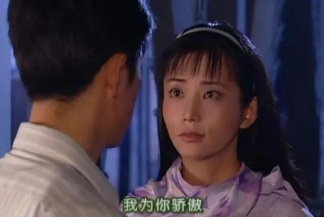 《情深深雨蒙蒙》：尔豪女朋友方瑜，雪姨为何不敢乱发脾气？