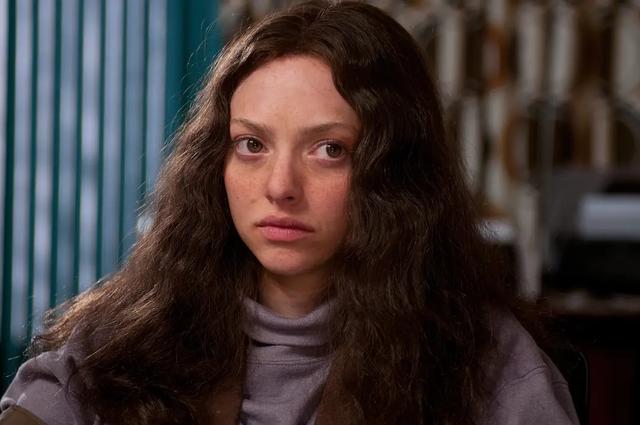 电影《拉芙蕾丝》中的阿曼达让人想轻抚她的脸庞