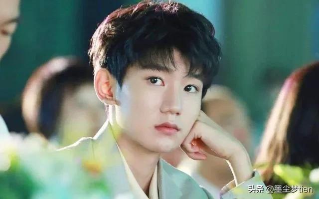 TFboys三小只露腹肌!前两个令人称赞,最后一个只能靠想象