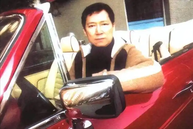 “第一软饭男”李春平:伺候美国老妇13年,继承268亿,现状如何