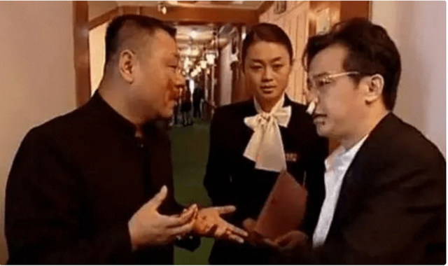 被赵本山捧了17年，38岁依然单身，“杨晓燕”关婷娜后悔了吗？