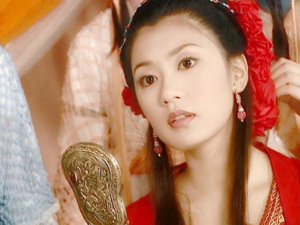 20年前这部戏,被誉为颜值最高的戏,从女主到女配,个个美若天仙