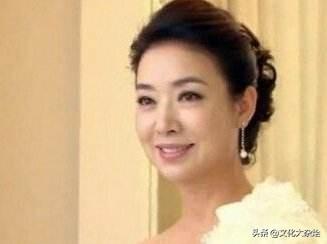 金宝妍:韩剧“国民妈妈”,为何现实中两段婚姻都失败了?