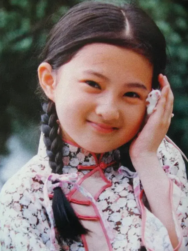 8岁凭“小婉君”成名,未满20岁成北大学霸,金铭的人生太清醒