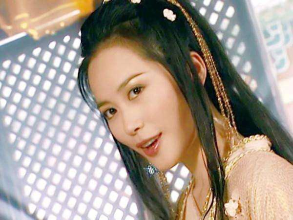 20年前这部戏,被誉为颜值最高的戏,从女主到女配,个个美若天仙