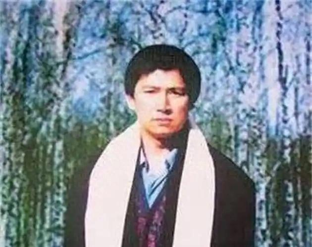 “第一软饭男”李春平:伺候美国老妇13年,继承268亿,现状如何