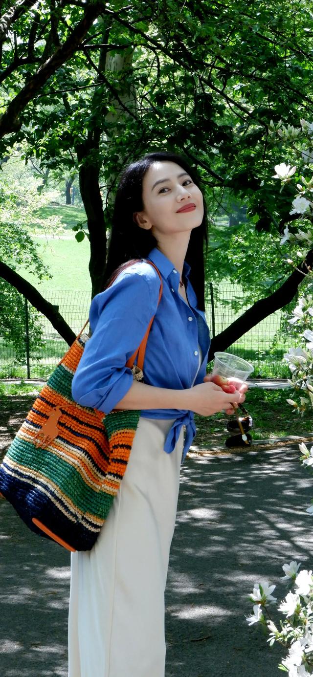 俺的女神高圆圆高清无水印性感壁纸美图大放送