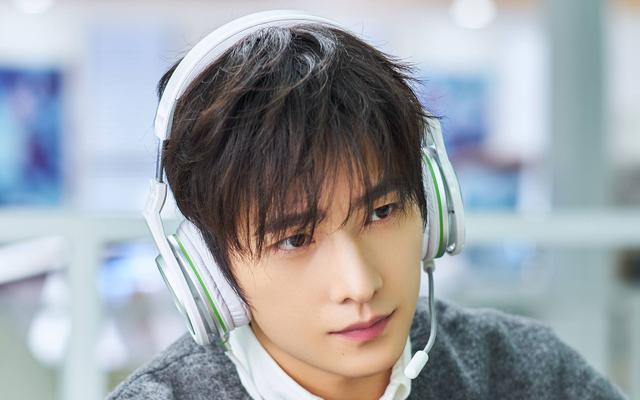 投票丨杨洋李现鹿晗胡一天吴磊,谁是你的网络世界男神?