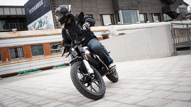 城市越野新玩具,极核C!TY上市简评