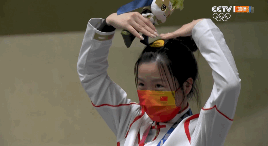 可可爱爱夺首金!这个宁波“超级女孩”是清华学霸!背后还有个“重学业”的妈妈…